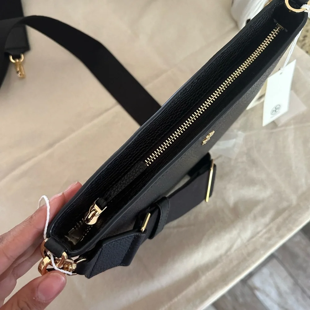 New Tory Burch BLAKE SWINGPACK black